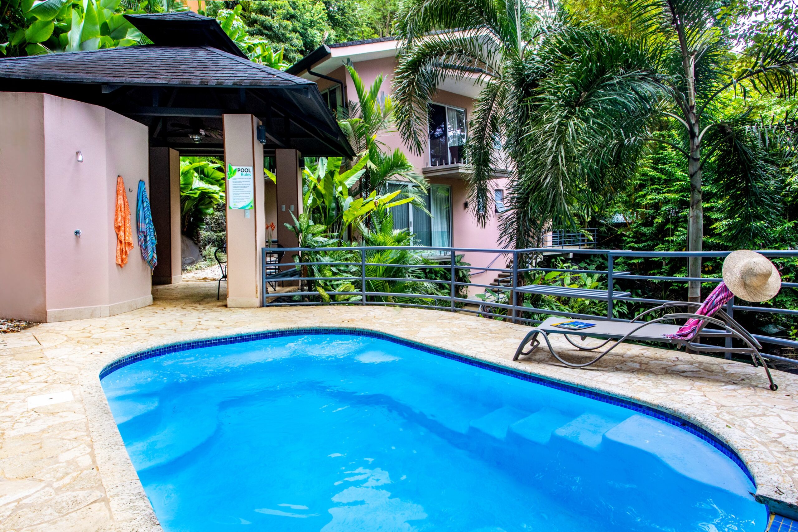 Jungle house pool-8